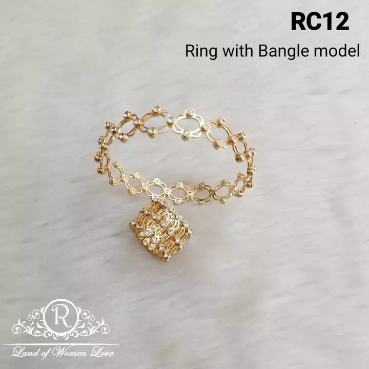 Bangles uploaded by business on 5/31/2022
