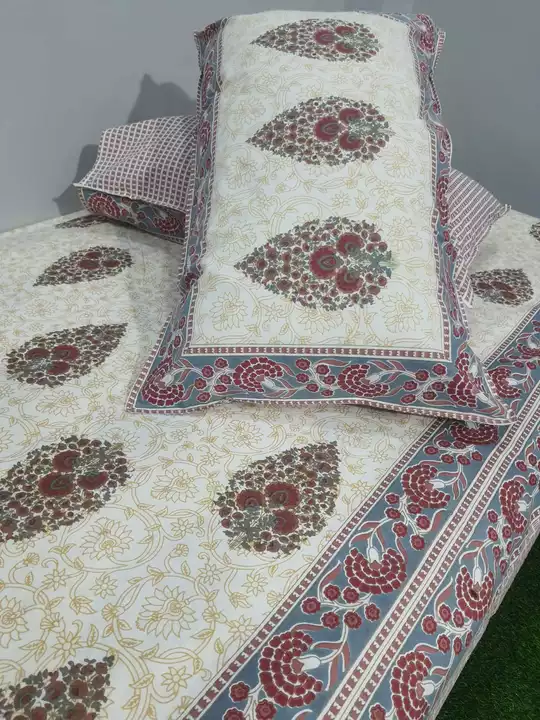 Hand block prined cotton dabal bed bedsheet uploaded by business on 5/31/2022