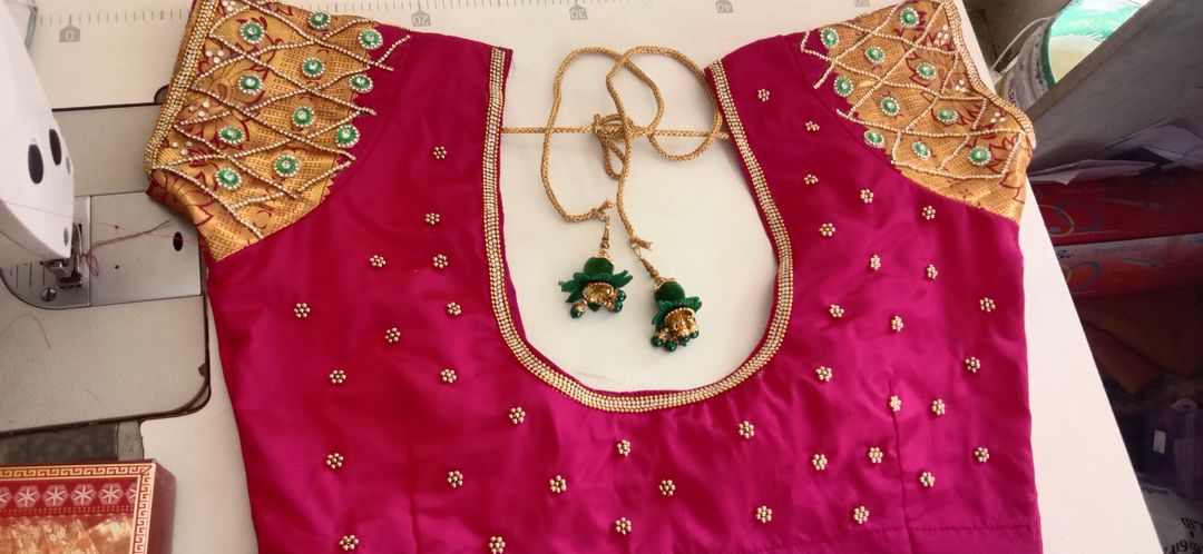 Aari blouse uploaded by business on 6/4/2022