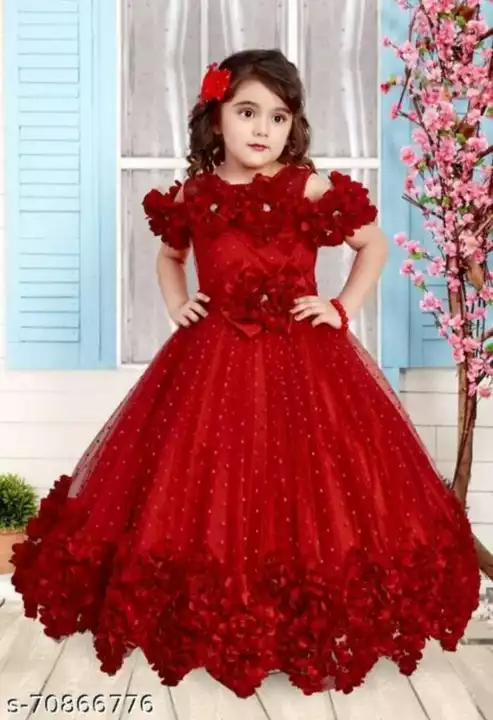Post image Check kids party wear gown*Heavy Fancy Party wear Gowns*
🧚‍♂️Kids Fancy PartynWear Gown for your Princess🧚‍♀️
Size Available:- 1 years-14 years.(20 Size-36 size) 
Price:-1150
😘Buy any 2 shipping would be free.Single Shipping 80 rs without payment no order accepted