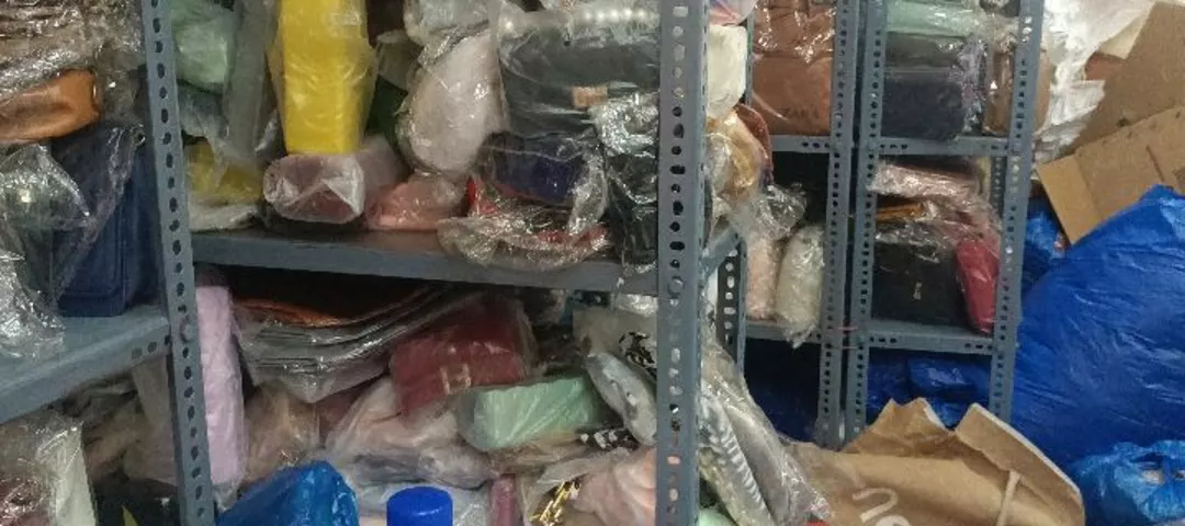 Warehouse Store Images of Accura traders
