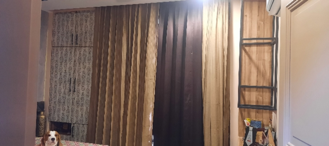 Shop Store Images of Taark curtains tailor