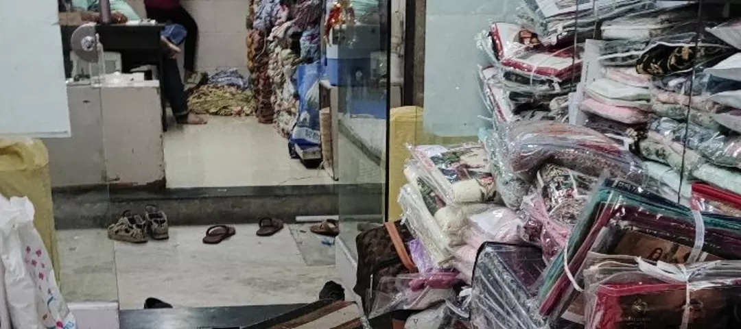 Shop Store Images of Kaynat textile