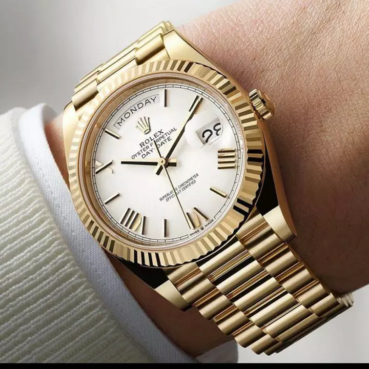 Rolex  uploaded by Anshi collection  on 6/10/2022
