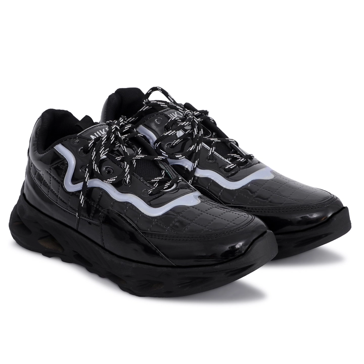 Latest running  shoes  uploaded by Lyzoo trading company on 6/12/2022