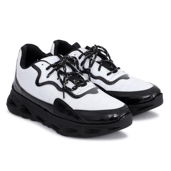 Latest running shoes uploaded by Lyzoo trading company on 6/12/2022