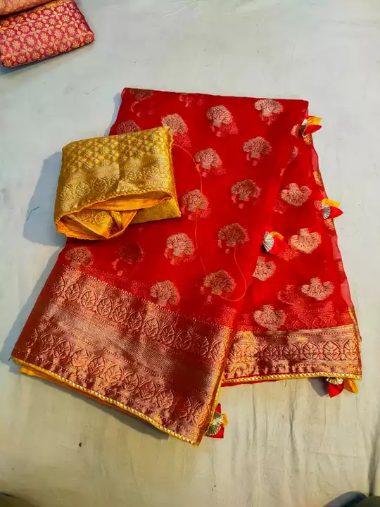 Saree uploaded by business on 6/12/2022