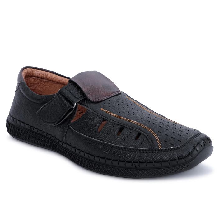 Roman sandle for mens uploaded by Lyzoo trading company on 6/12/2022