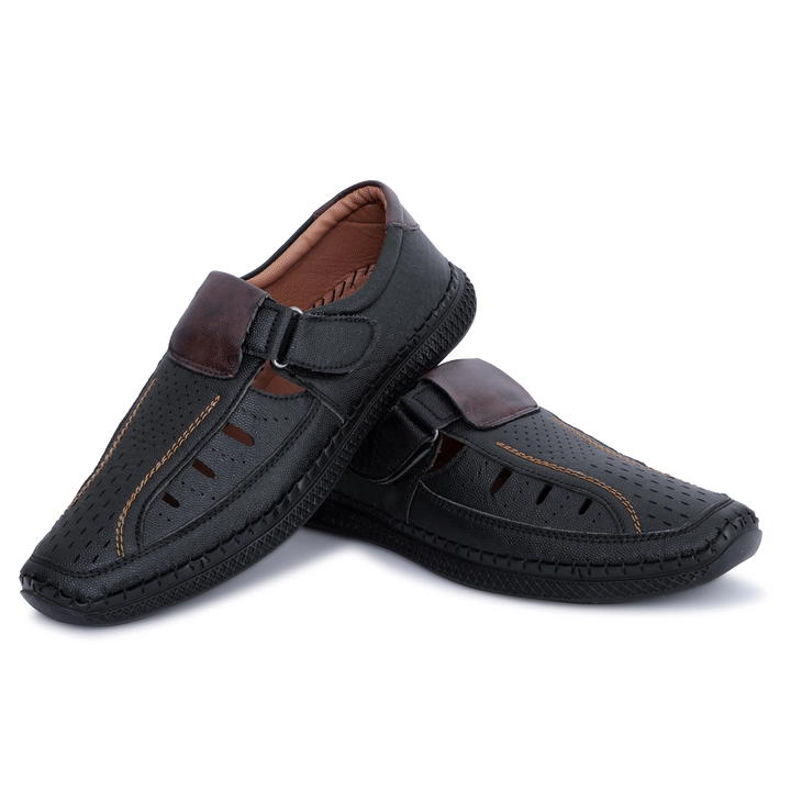 Roman sandle for mens uploaded by Lyzoo trading company on 6/12/2022