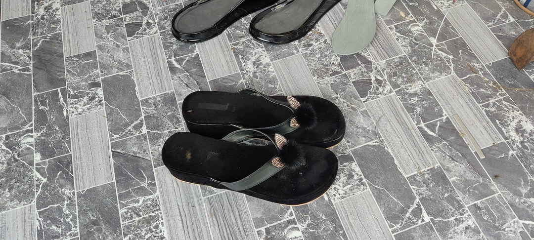 Chappal  uploaded by Atration boutique on 6/12/2022