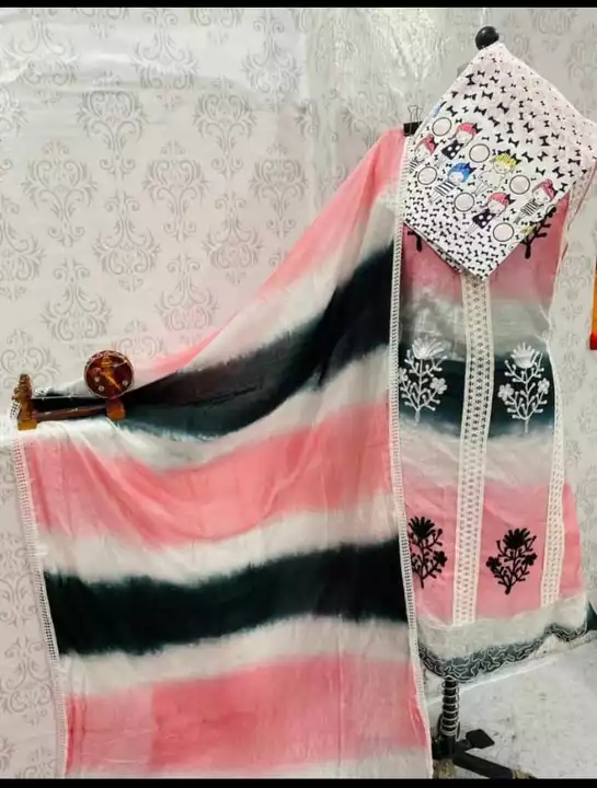 Punjabi suits  uploaded by business on 6/12/2022
