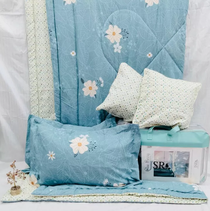 Comforter set  uploaded by business on 6/14/2022