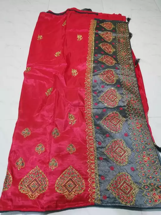 Women's fashion sarees uploaded by Fashion world on 6/14/2022