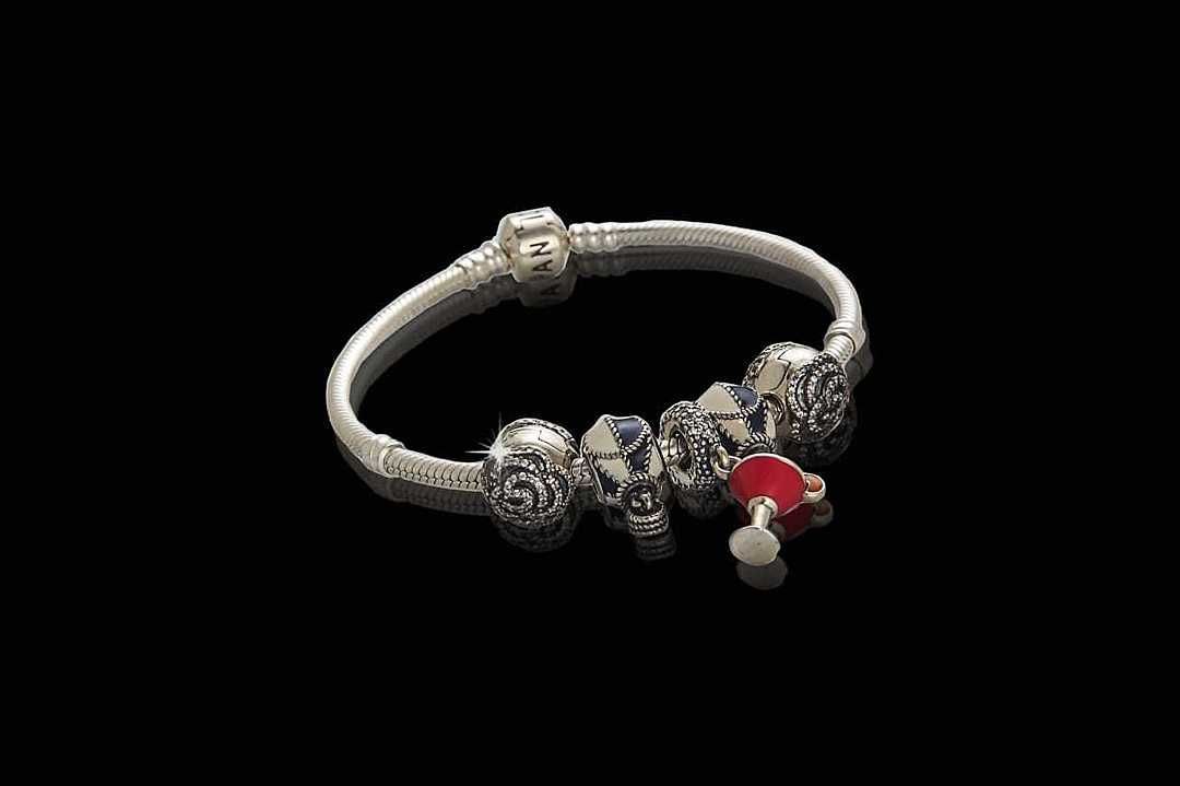 Pandora Bracelet 92.5 silver uploaded by Silventic Jewels on 6/18/2020