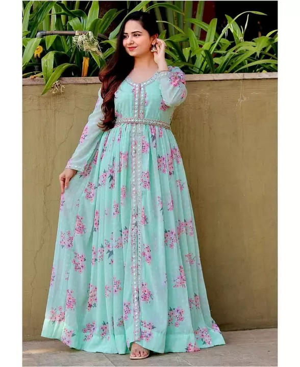 Post image *launching 🥀flower print long dress😍*
*Bautiful 3 Colors* 1). Lemon yellow  2). Mint green   3). Peach 
😍🌸🌼🌻🌺🌸💃Beautiful 🤩 georgette floral printed flared dress which is decoratedwith embroidery on neckline and sleeves. It comes withembroidered belt adding perfection to the western look.    
*Febric:- Fox Grorgett *With Full lining 
Size :- S(36)       M(38)       L(40)        XL(42)        XXL(44)
Length: 52 inchesFlare : 3.5 Mtrs 
*Price:- 899*
🤷‍♀️🤷‍♀️🤷‍♀️🤷‍♀️🤷‍♀️🤷‍♀️Ready to ship 🚢 Maltipal pics available