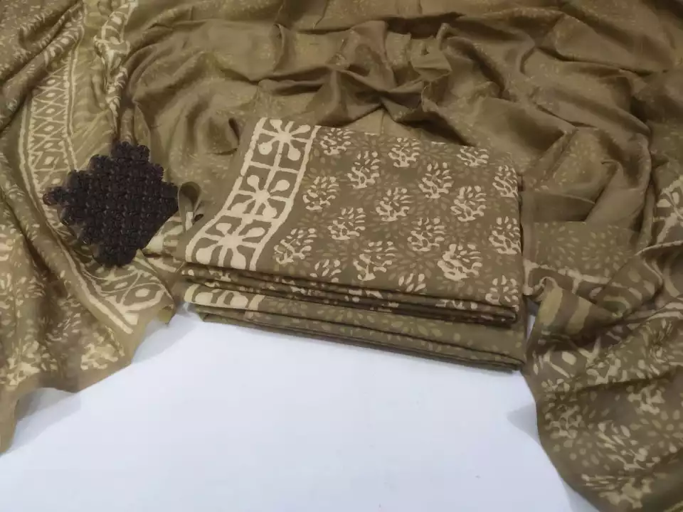 Cotton dupatta suit uploaded by Indiana Creations  on 6/16/2022