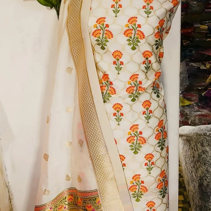 Post image Banarasi cotton suit 
Good quality
9 kalar he