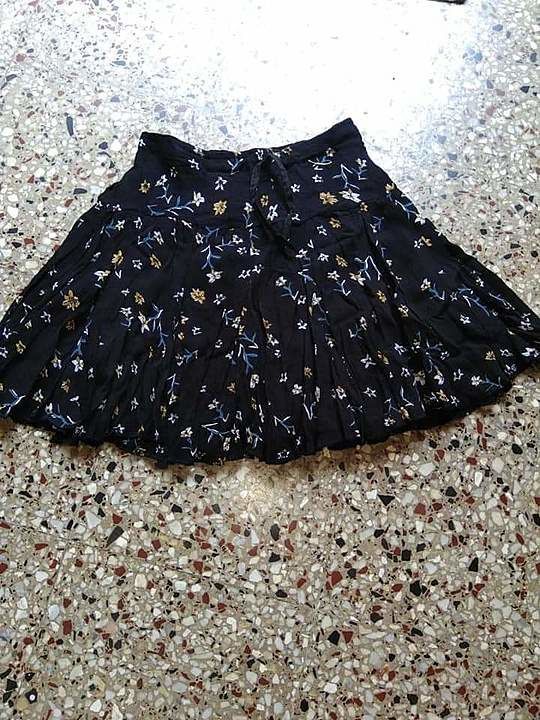 Product name: skirt
Febric: reyon cotton siffon zarjet
Size: 28 to 36
Length: 20 inch uploaded by business on 11/3/2020