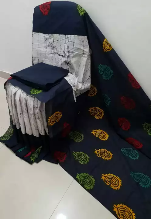 Post image Bagru handblock printed pure cotton mulmul sarees with blouse piece.
Size 
5.5meter cotton saree
1meter extra blouse
Price  750 WhatsApp 9782286445