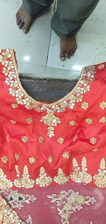 Hand work blause uploaded by Fashion designing on 11/4/2020