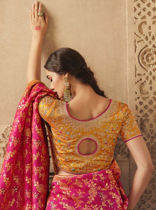 Beautiful Pink Zari Weaving Silk Festival Wear Saree🌺 uploaded by Rajershi Store on 6/21/2022