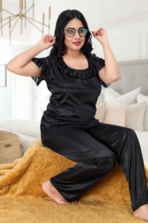 Women Solid Maroon Top & Pyjama Set uploaded by Parveen Oberoi on 6/21/2022