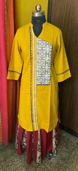 Product image of Pure cotton and khadi mix n match hand embroidery kurti, price: Rs. 850, ID: pure-cotton-and-khadi-mix-n-match-hand-embroidery-kurti-6de5fab4