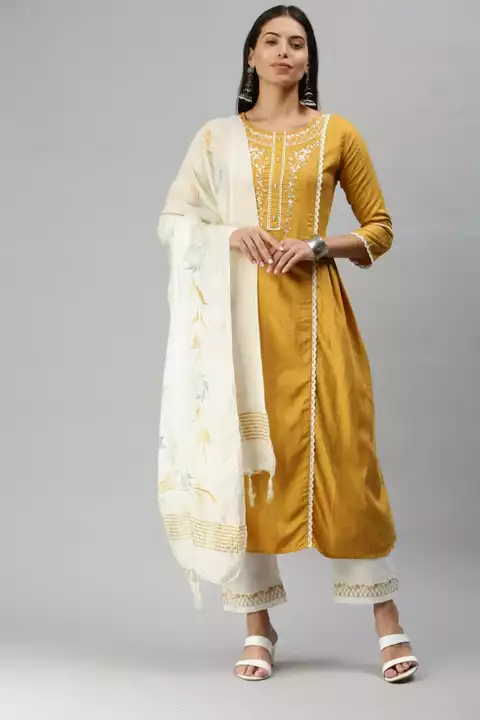 Product uploaded by Saraswati Fashion on 6/23/2022