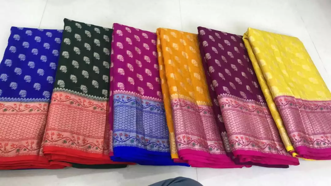 Banarasi saree  uploaded by M H collection on 6/23/2022