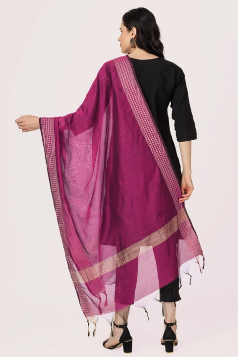 Pink dupatta with striped border uploaded by Vintage Wear on 6/23/2022
