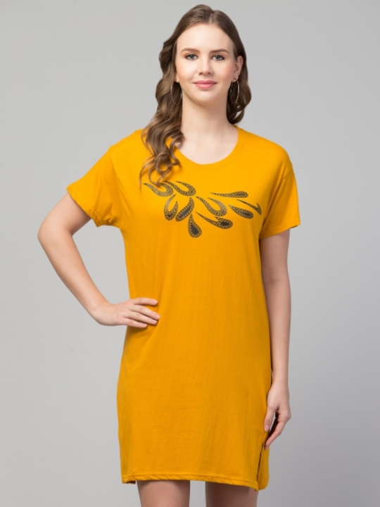 Women long tshirt  uploaded by business on 6/24/2022