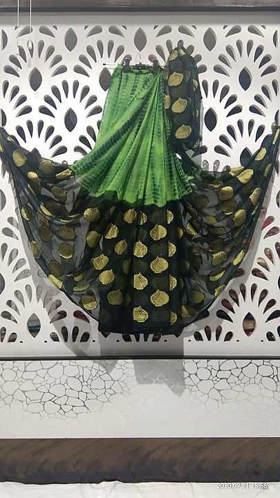 Shiffon saree uploaded by Veera Shopping Hub  on 11/5/2020