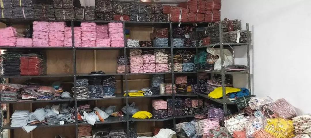 Warehouse Store Images of Ramiv vastra