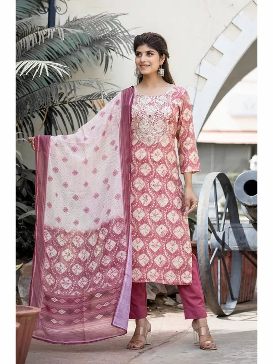 Pink modal silk printed suit set  uploaded by Param Vastra on 6/26/2022