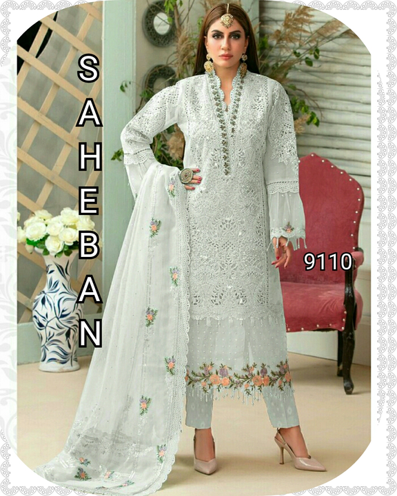 PAKISTANI SUIT  uploaded by business on 6/26/2022