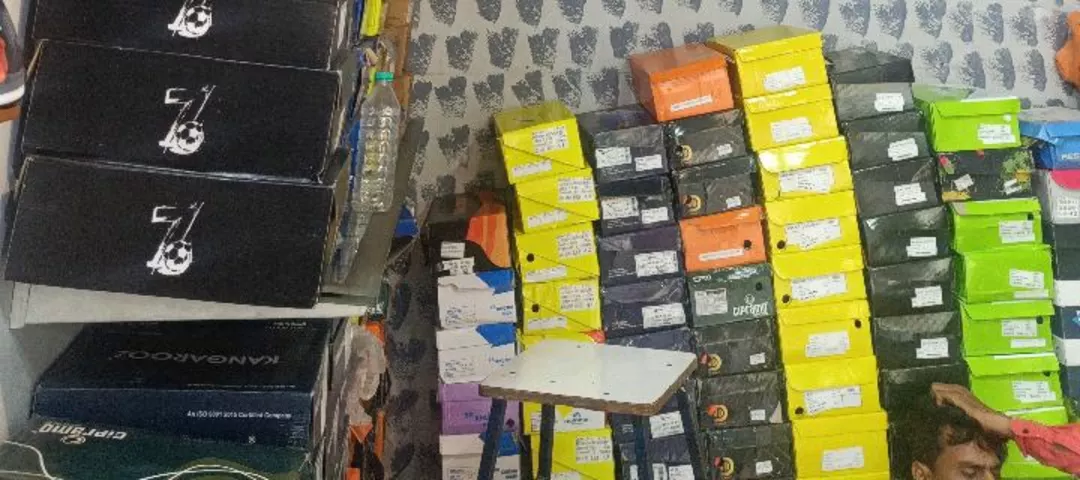 Warehouse Store Images of Riya footwear