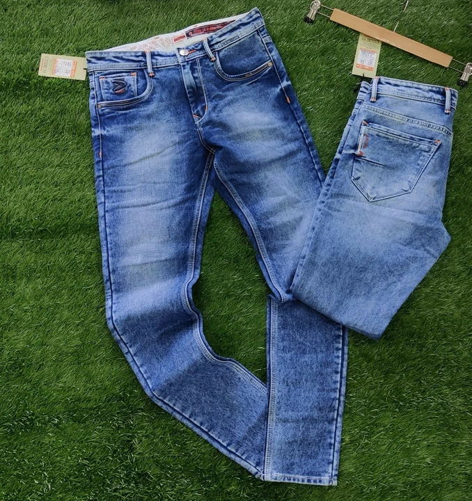 Post image Heavy material.. brands jeans
8770467474