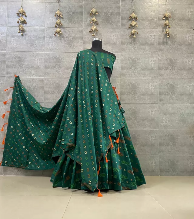 pure cotton lehnga with lining with canvas
With  blouse uploaded by business on 6/30/2022