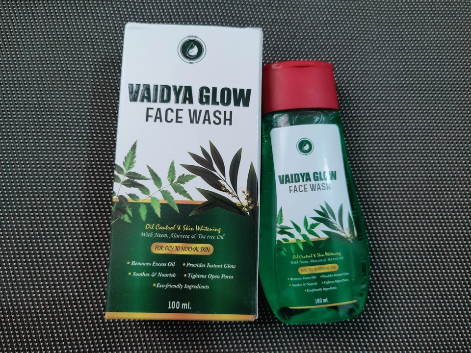 Post image I want 50+ pieces of Vaidya Glow Skin Whitening facewash Contact lene ke liye 7690005660 .