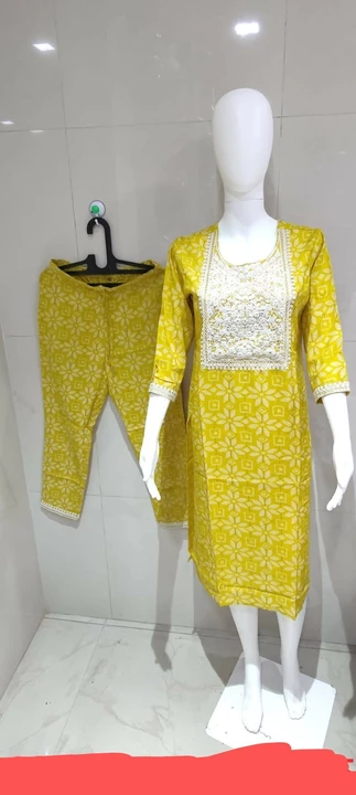 Post image Hello all my dear friends,Here we present some glimpse from the house of Aarohi CollectionQuality never compromisedKindly shower ur love and support to serve u our best Looking forward for your valuable responseFor order and queries contact us at 7417168051https://www.facebook.com/Aarohi-Collection-232621911306443/