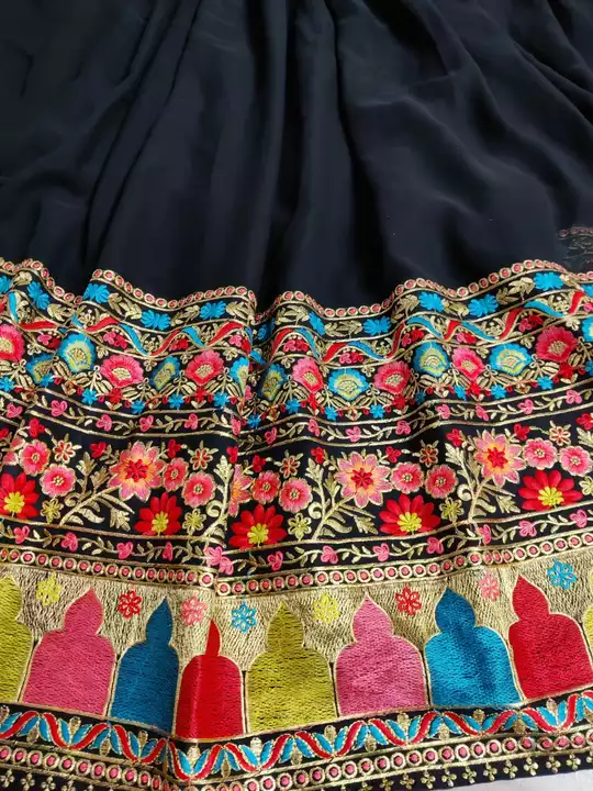Post image *DO BHAI*****👉👗💥Launching New Designer Party Wear Look Heavy Embroidery Thred Work Gown 💥👗💃🛍👌💕*
🧵 *Fabric Detail* 🧵
👗 *Gown Fabric* :*Georgette*_work_:*-Heavy Embroidery thred Work*
👗 *Gown Inner* : crep silk 👗 *Gown Size* : L,XL,XXL *(Fully Stiched )*👗 *Gown Length * : 54-55 Inche👗 *Gown Flair *   : 3 Meter 
👗  *Dupatta* : No
⚖️ *Weight* :- 900gm
*💃🏾🎊👉Rate :-2250//fix👈🎊💃🏾*
💕*One Level Up*💕👌*A One Quality*👌🛍💕