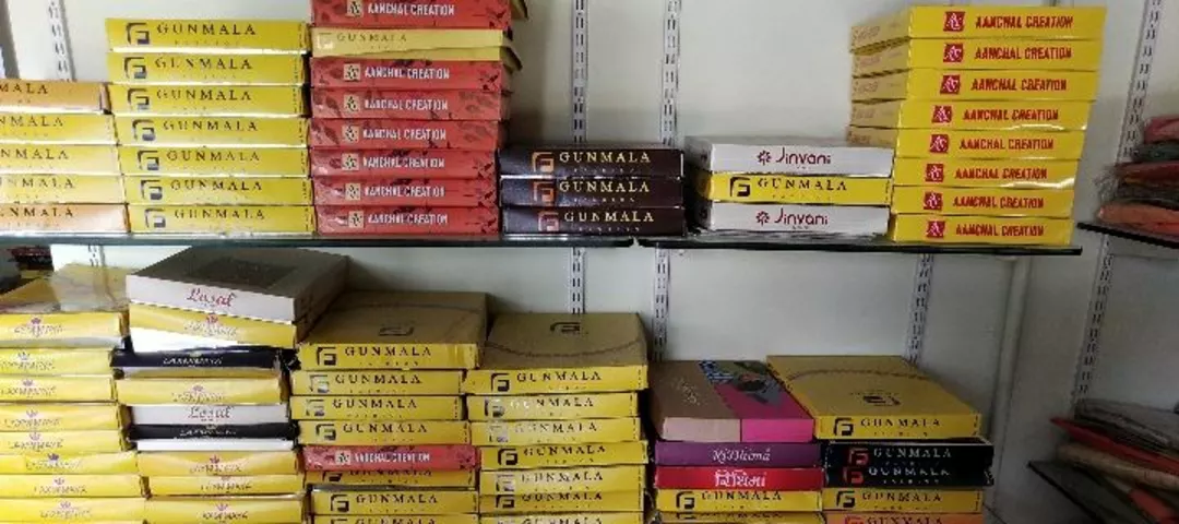 Warehouse Store Images of Amantran Saree