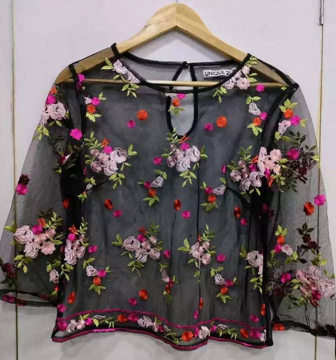 Girls top  uploaded by Clothing wholesale export surplus  on 7/4/2022