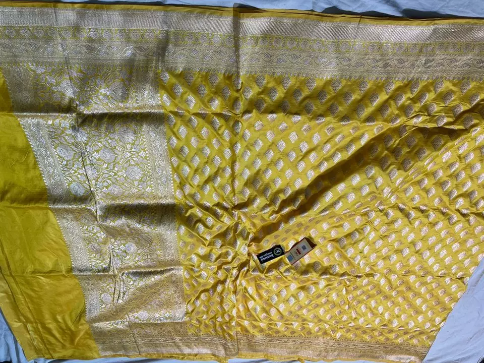 Banarasi Handloom Pure Katan Silk Saree uploaded by Banarasi Weavers on 7/4/2022