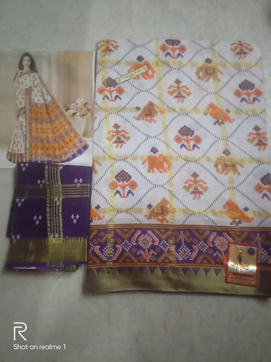 Post image I want 10 pieces of Bandhni saree in cotton patola .