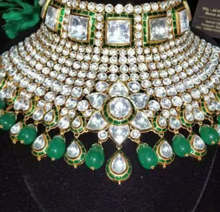 Choker with heavy necklace real gold in 18kt with daimond polki studs uploaded by business on 7/4/2022