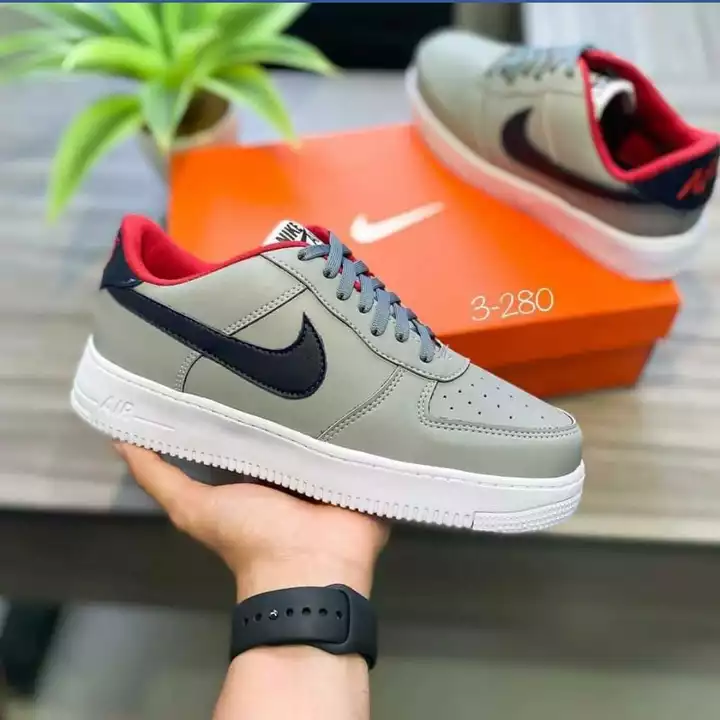 Nike man shoe uploaded by siddha store on 7/5/2022