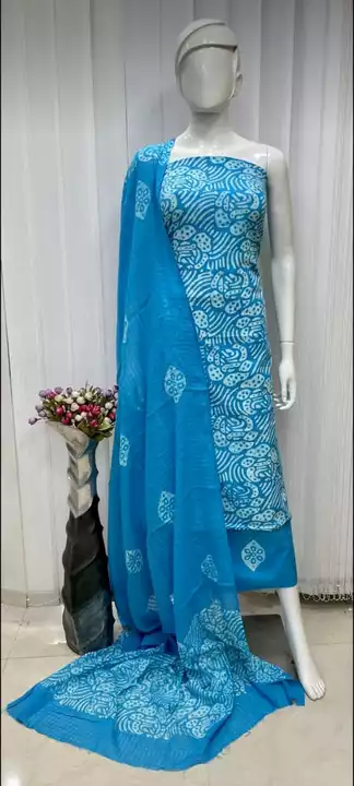 Post image Fabric DETAILS .Top cotton  printed Bottom  cotton printedDuppatta cotton printed 
CutTop 2.40 mtrBottom 2. mtrDuppatta 2.20 mtr approx 
Soft cotton 575/- + shipping charges