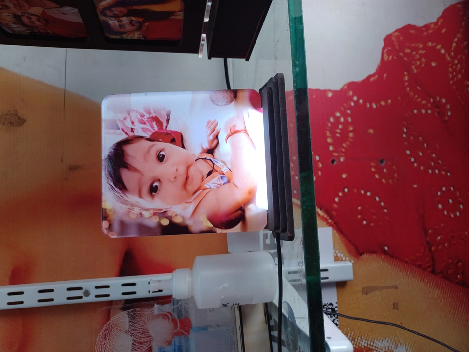 Post image Acrylic  led phto frame  printed photo 

Made in india imported acrylic  
Prize account  to size