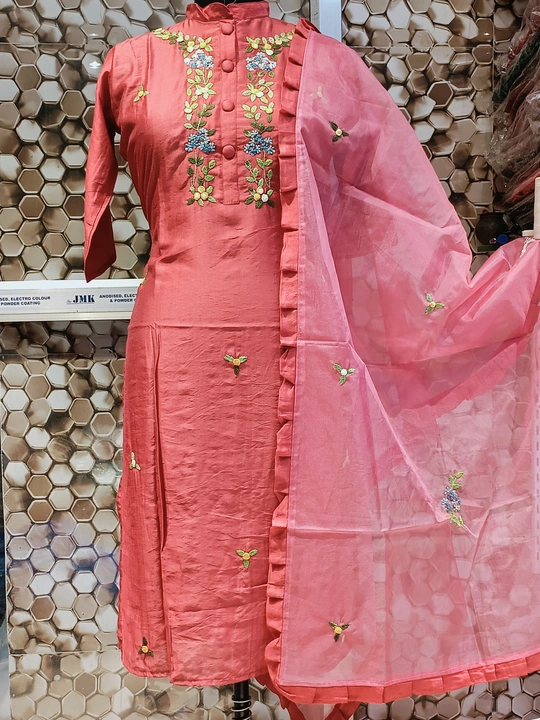 Kurti with dupatta  uploaded by business on 7/6/2022